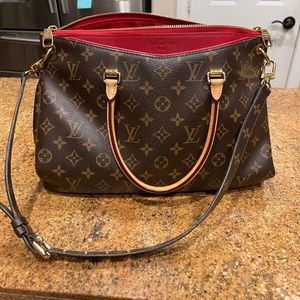Louis Vuitton Pallas MM red